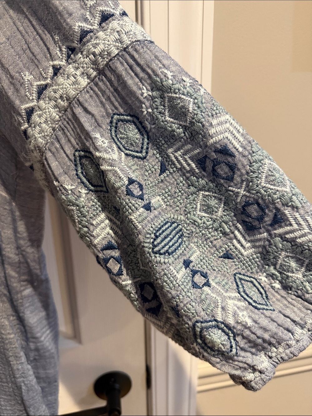 Johnny Was Light Blue Embroidered Tunic with Indigo Accents - Picture 3 of 5